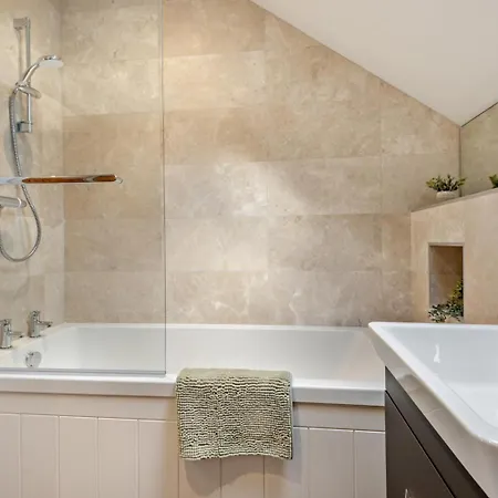 Holiday home 3 Bed In Workington Oc-94152